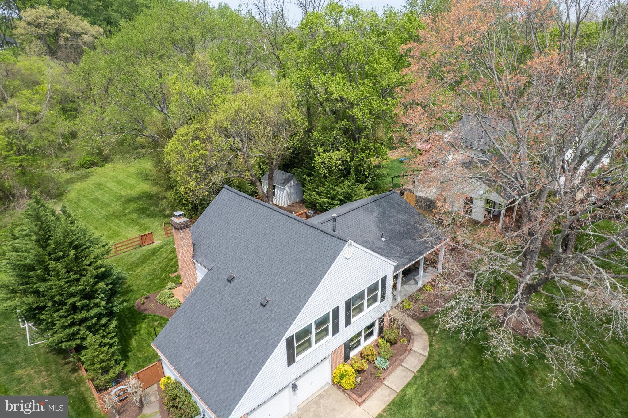 9037 Wandering Trail Dr