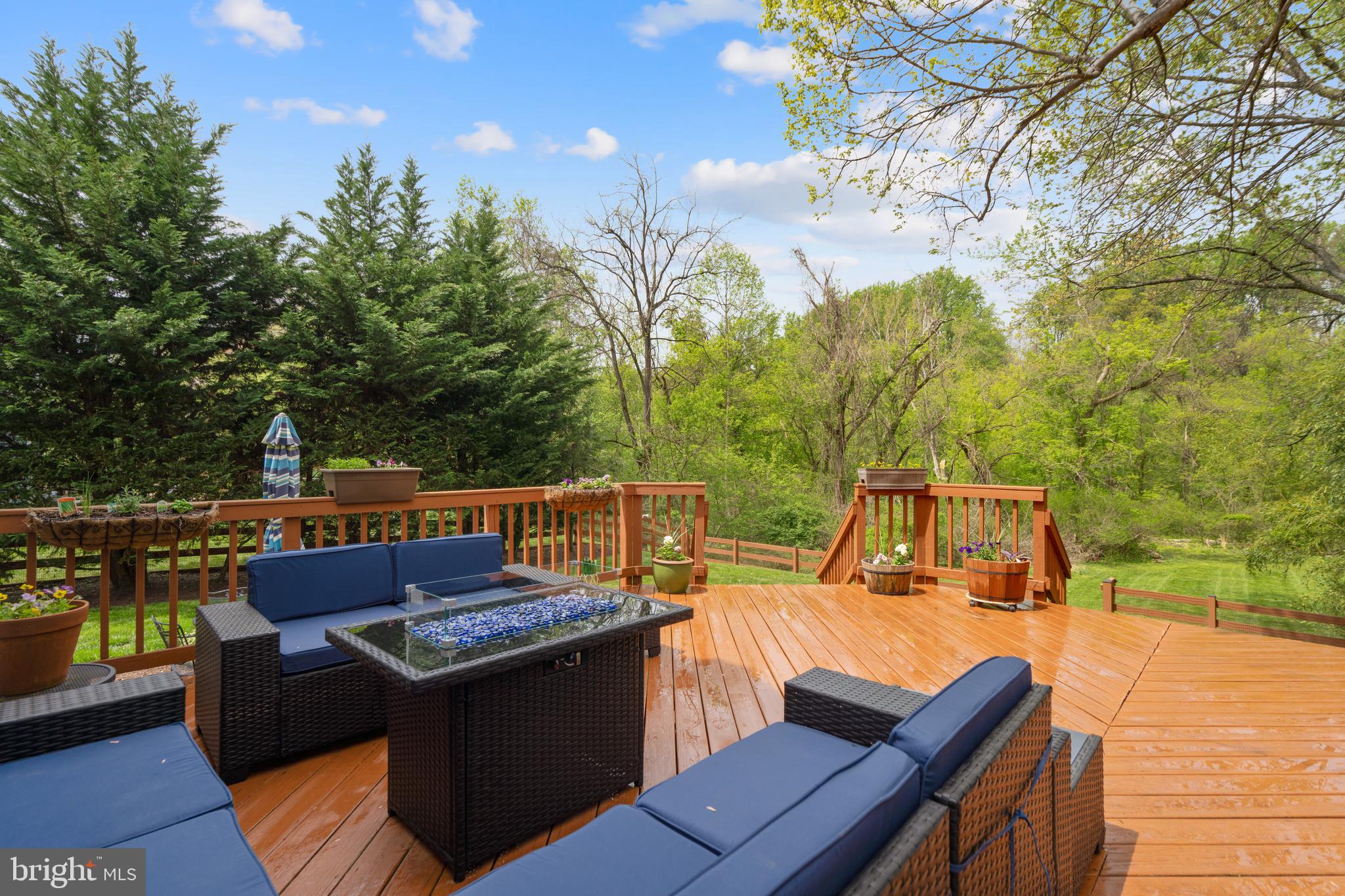 9037 Wandering Trail Dr