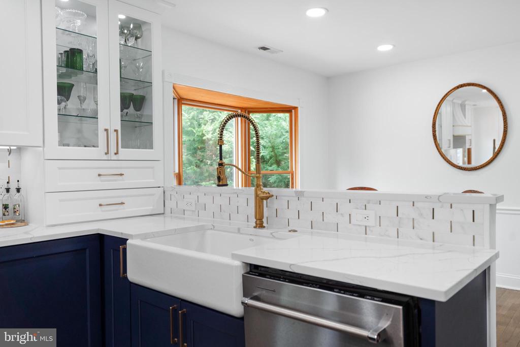 9037 Wandering Trail Dr