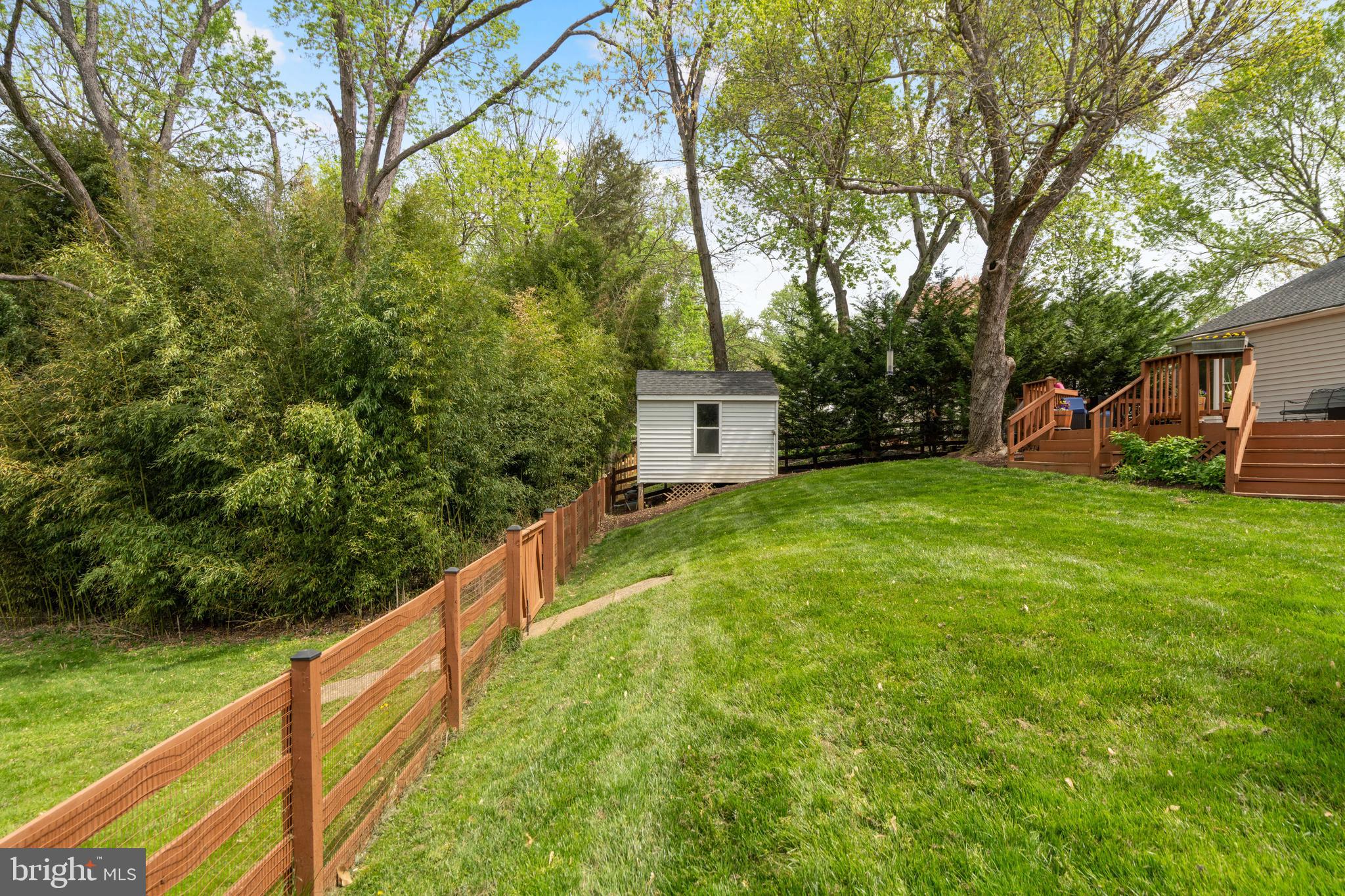 9037 Wandering Trail Dr