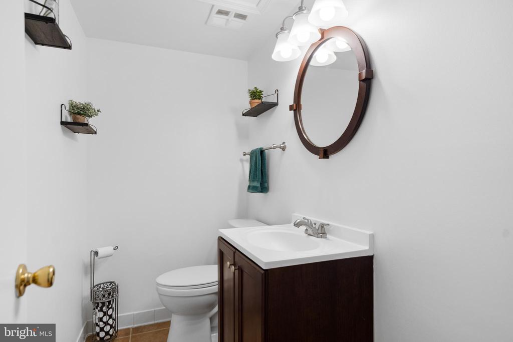 9037 Wandering Trail Dr