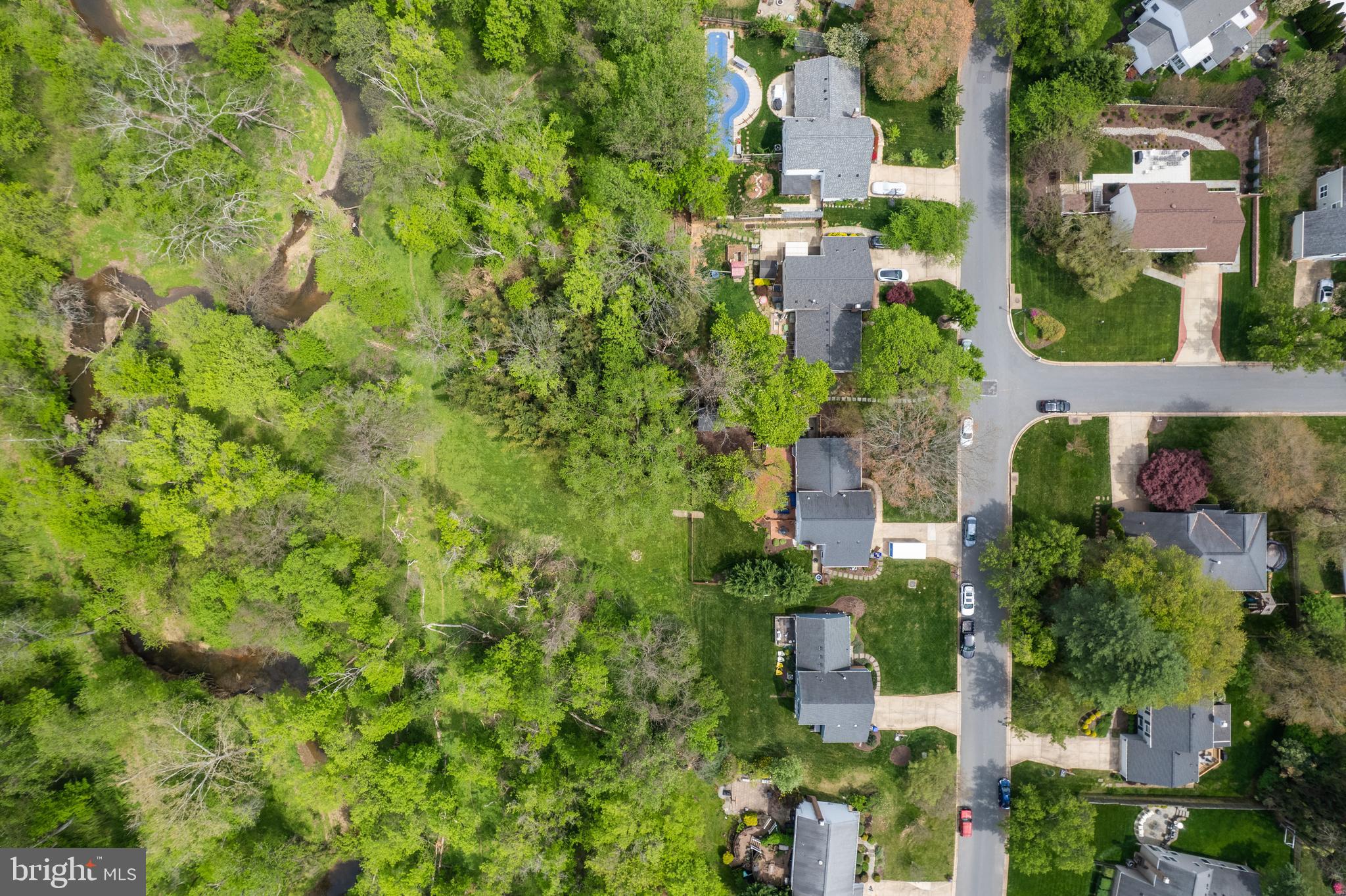 9037 Wandering Trail Dr