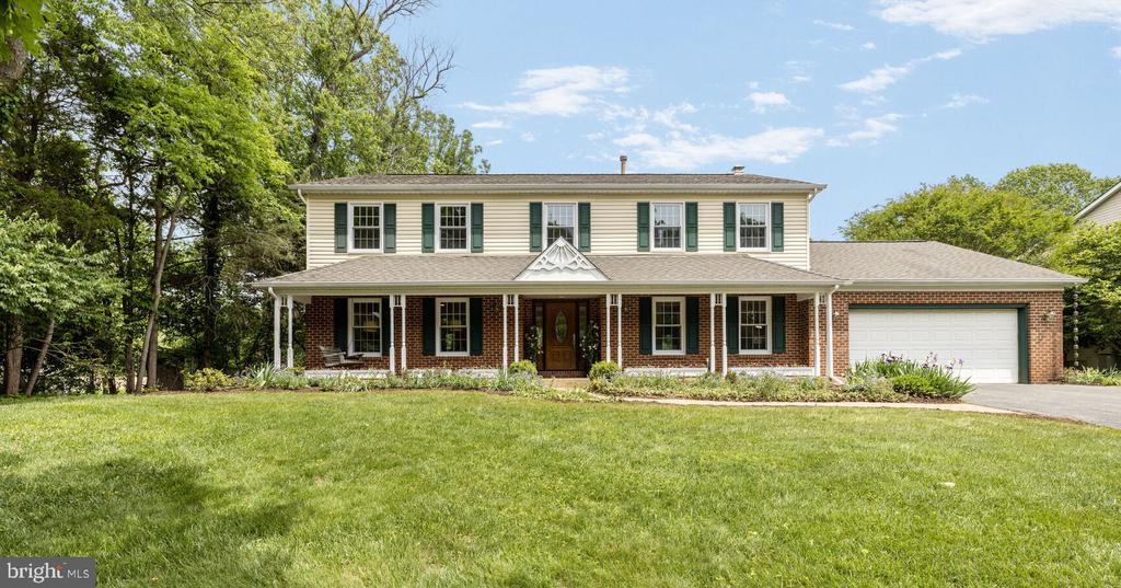 12125 PAWNEE DRIVE