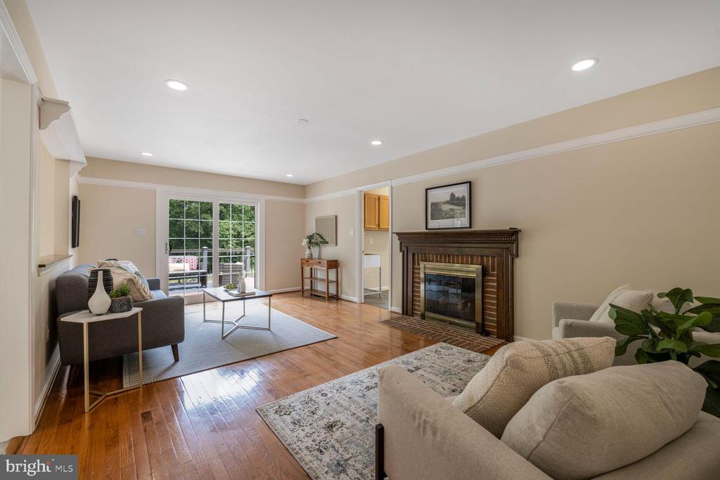 12125 PAWNEE DRIVE
