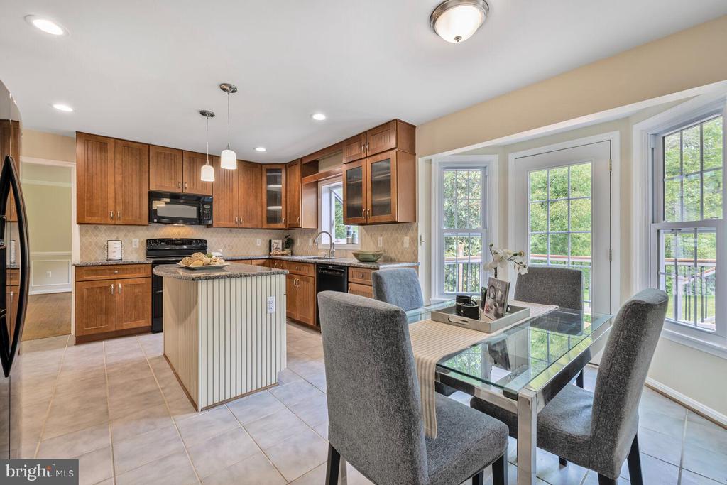 12125 PAWNEE DRIVE