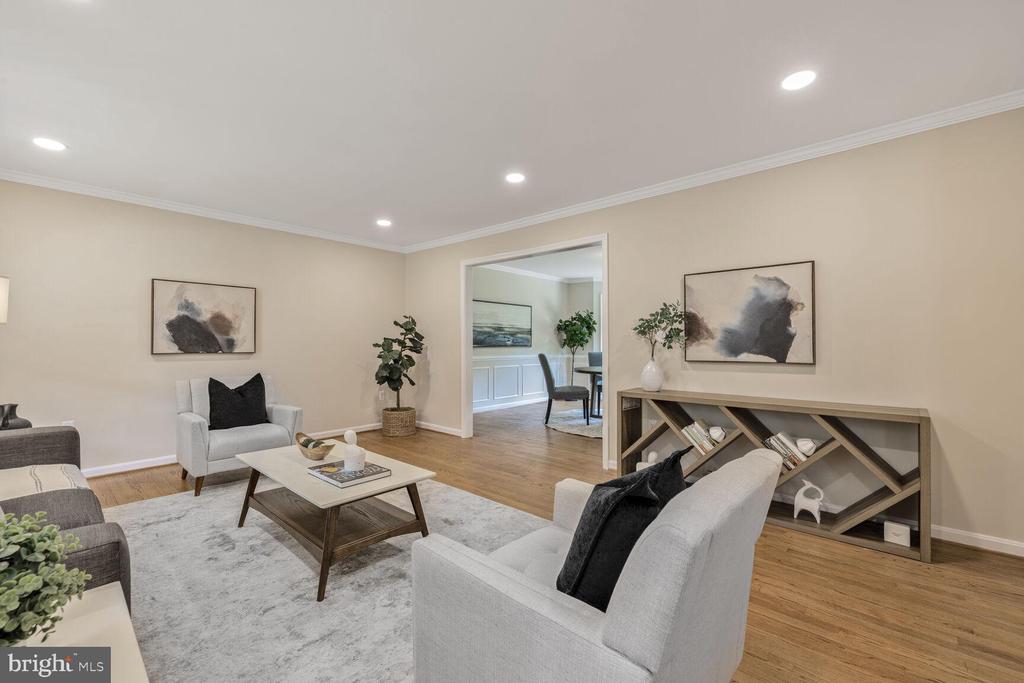 12125 PAWNEE DRIVE
