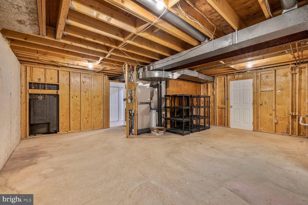 12125 PAWNEE DRIVE