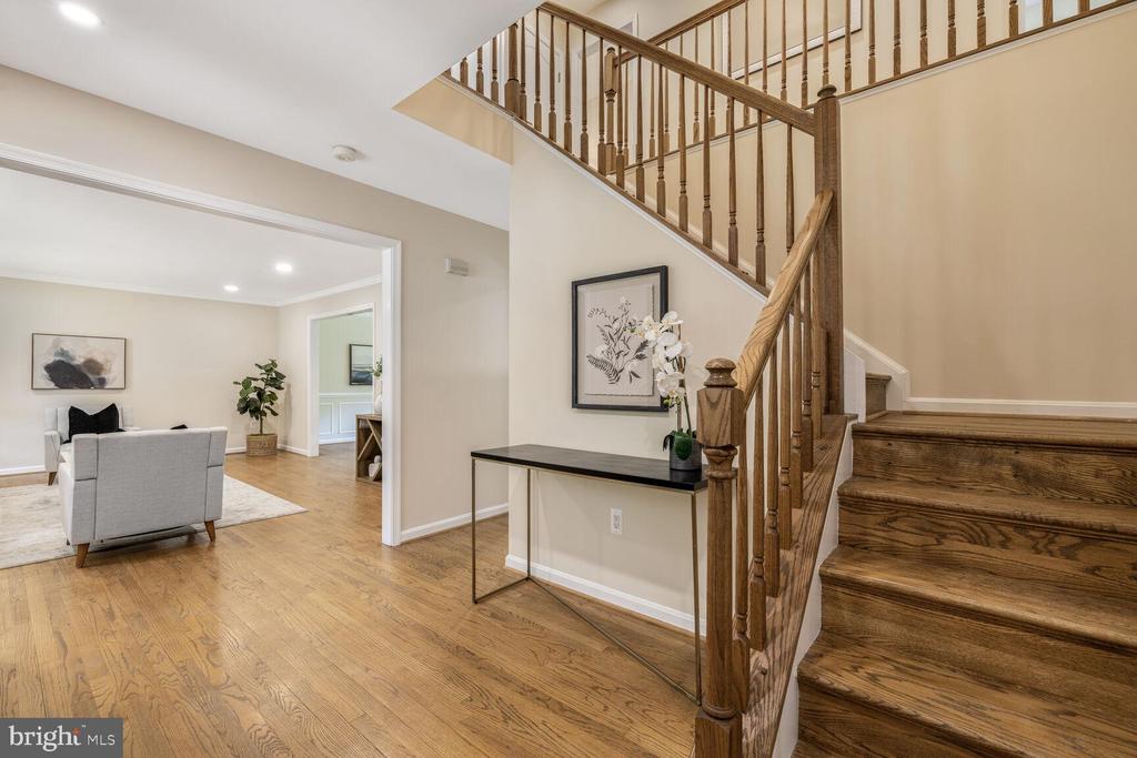 12125 PAWNEE DRIVE