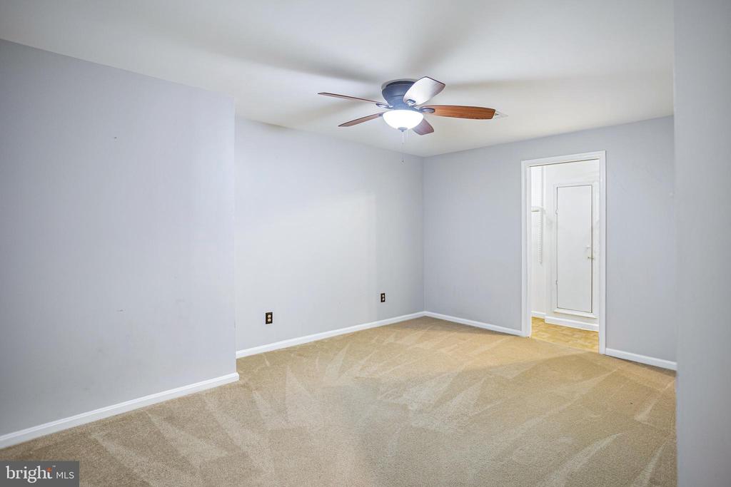 1651 Hugo Cir