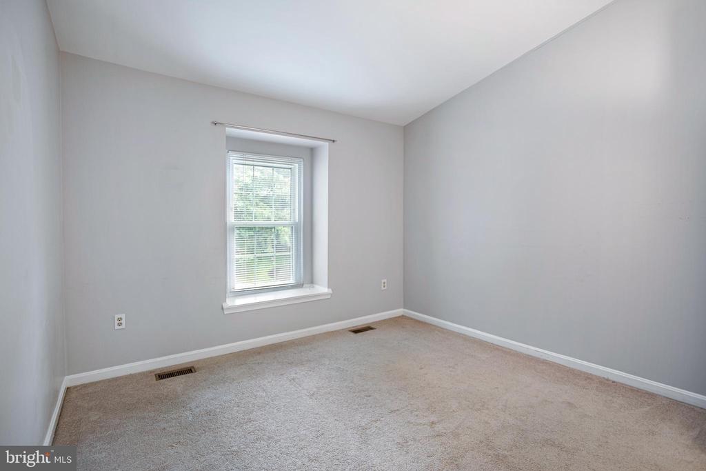 1651 Hugo Cir