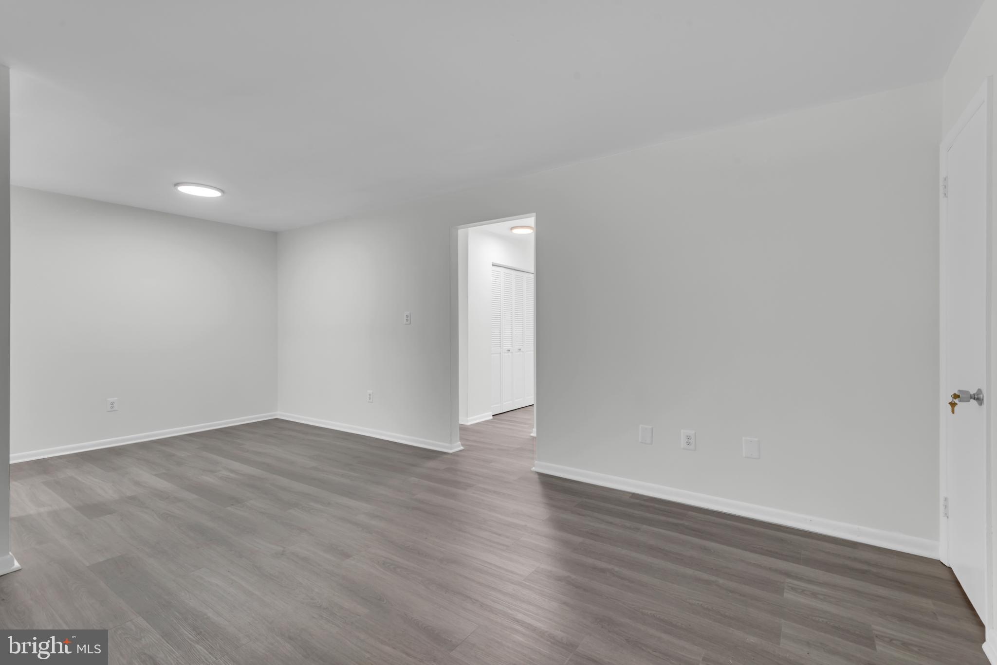 135 TALBOTT STREET 135