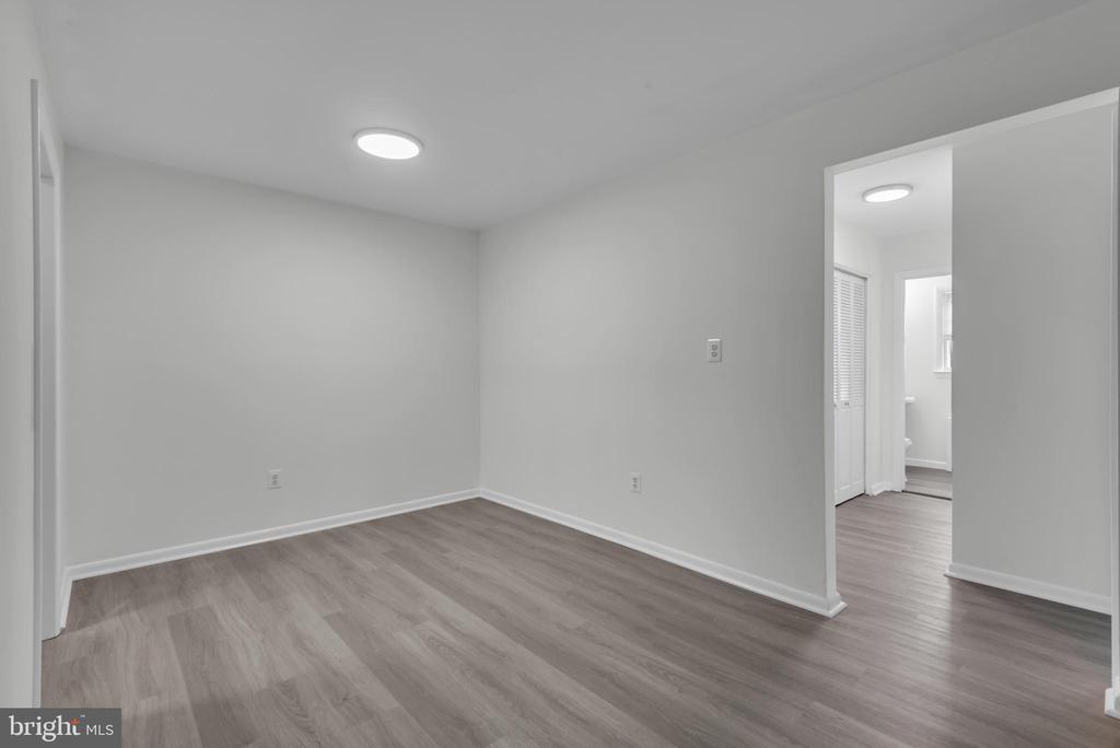 135 TALBOTT STREET 135
