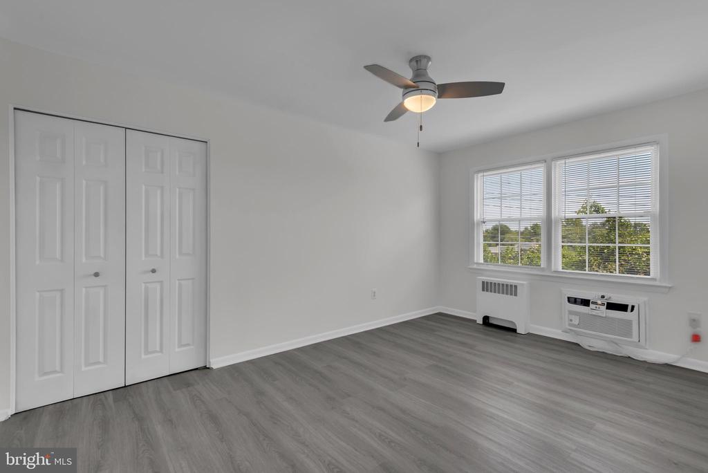 135 TALBOTT STREET 135
