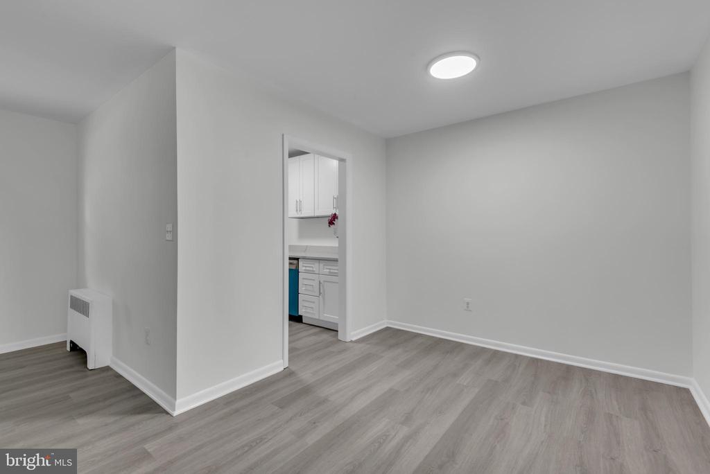 135 TALBOTT STREET 135