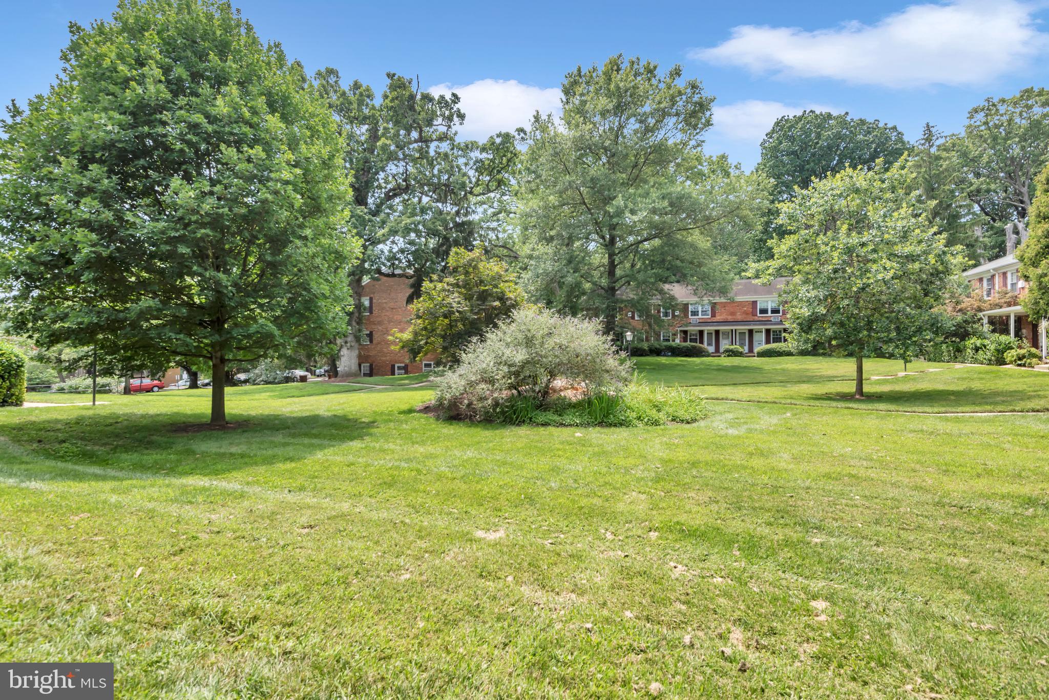 135 TALBOTT STREET 135