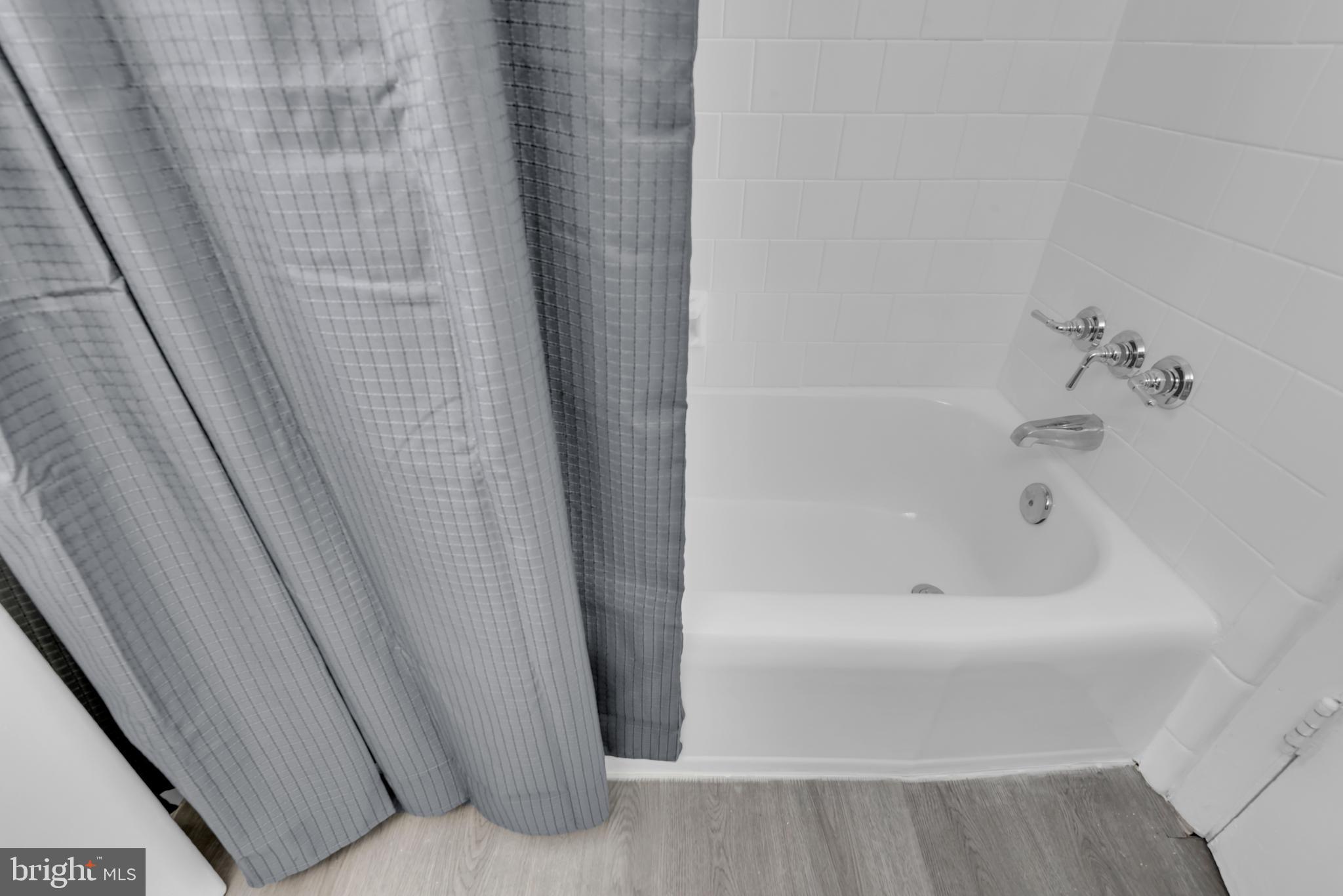 135 TALBOTT STREET 135