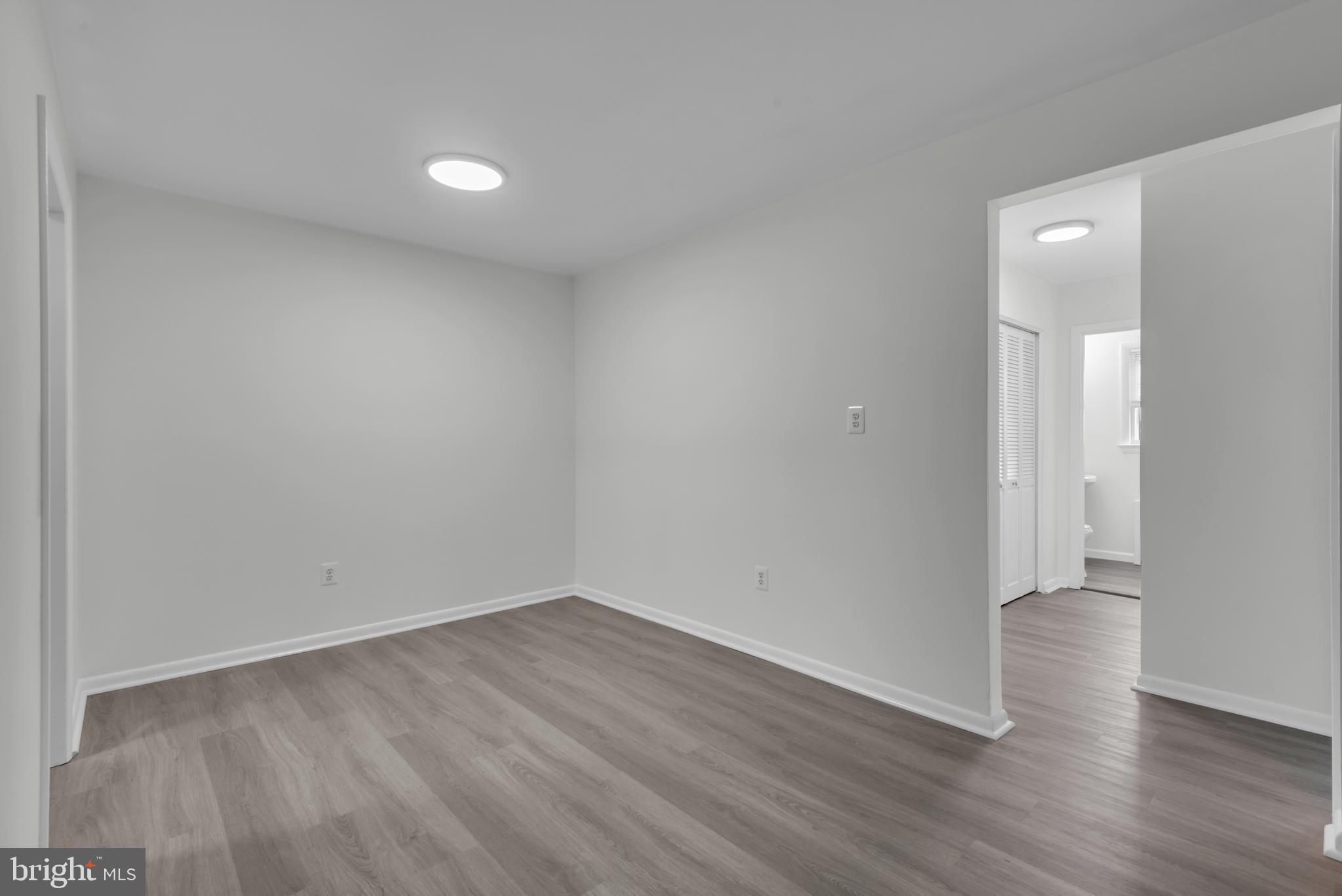 135 TALBOTT STREET 135