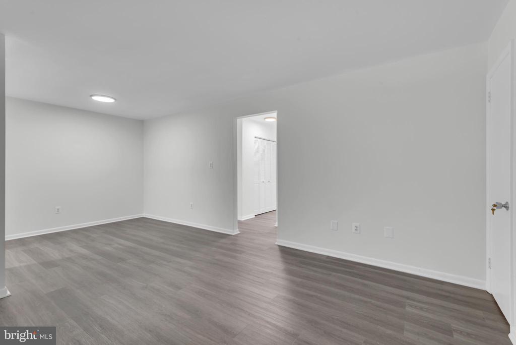 135 TALBOTT STREET 135