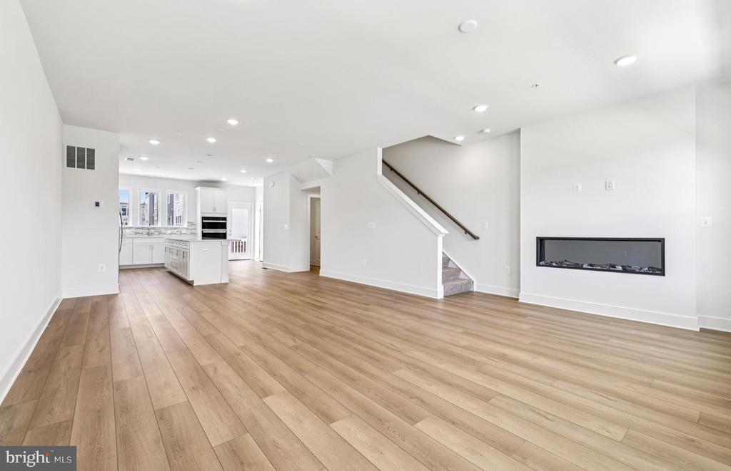 14426 LEAFHOPPER DRIVE