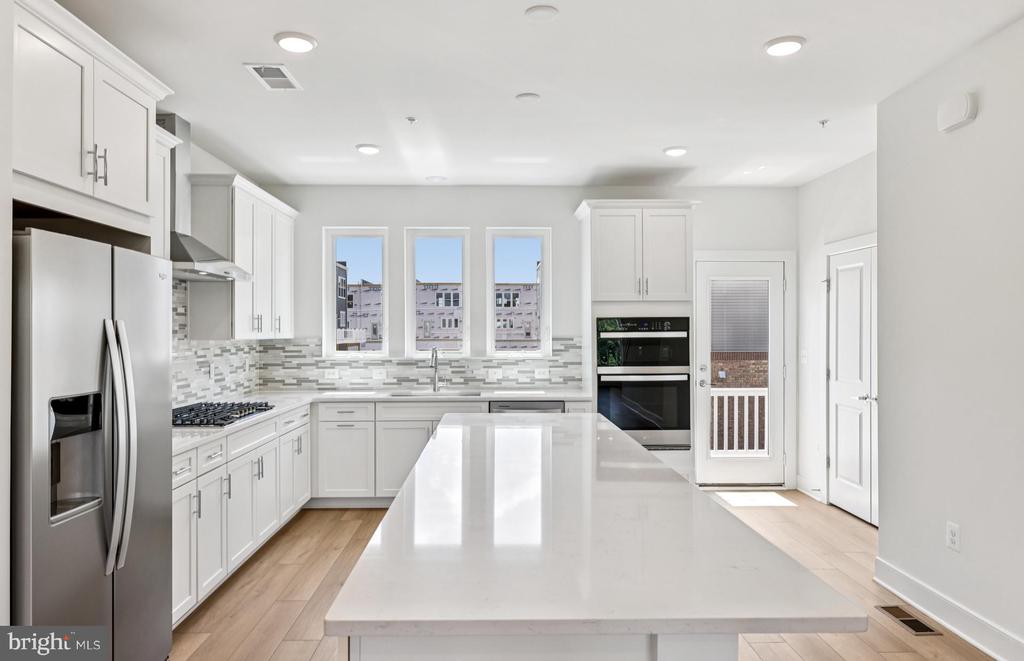 14426 LEAFHOPPER DRIVE