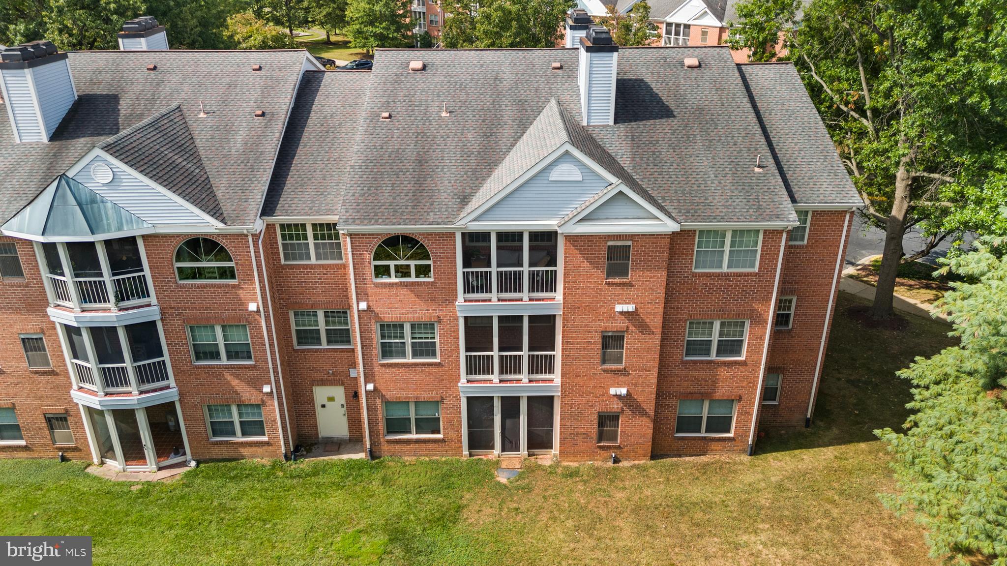 800 AMBER TREE COURT 303