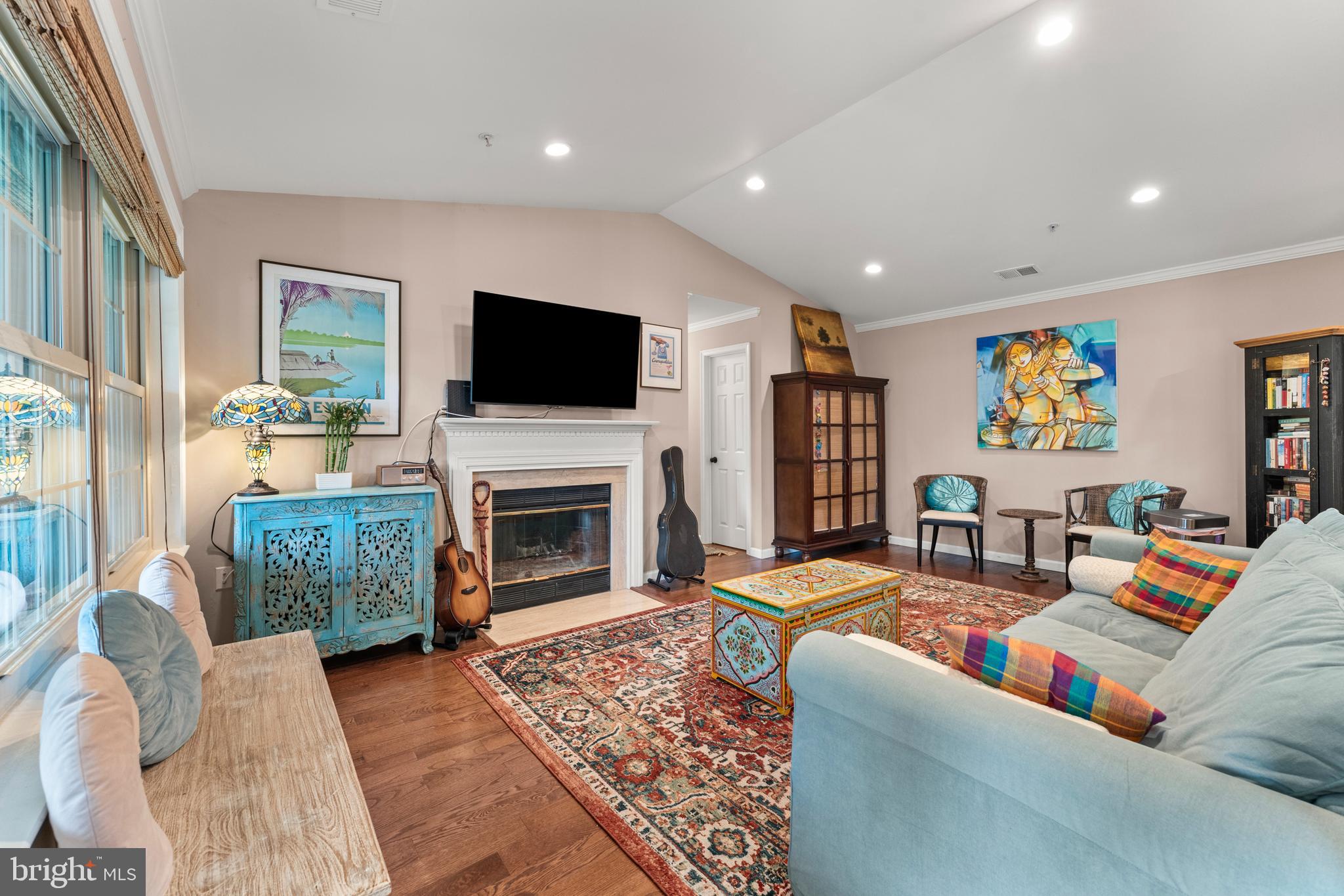 800 AMBER TREE COURT 303