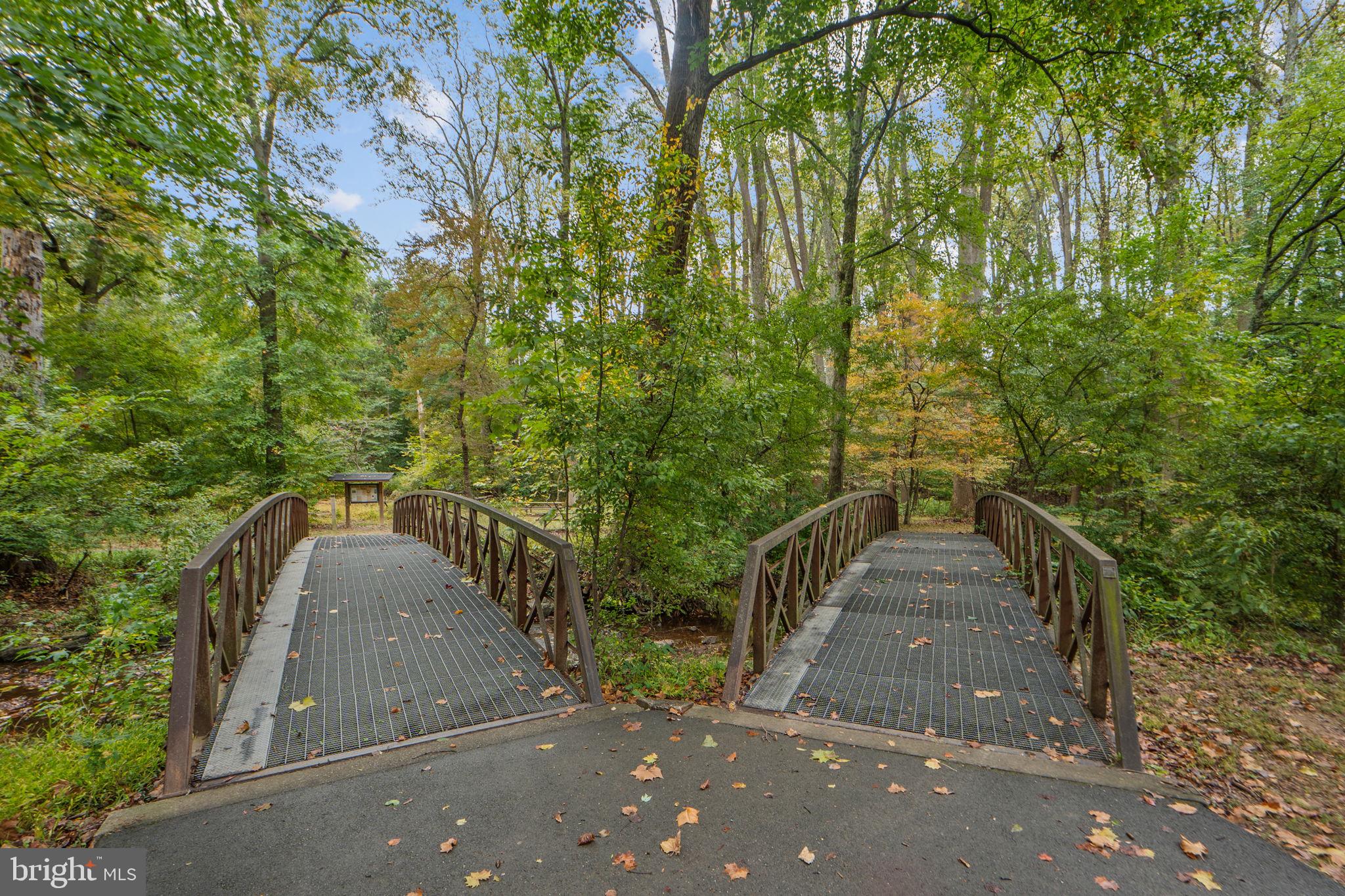 881 AZALEA DRIVE 24-881