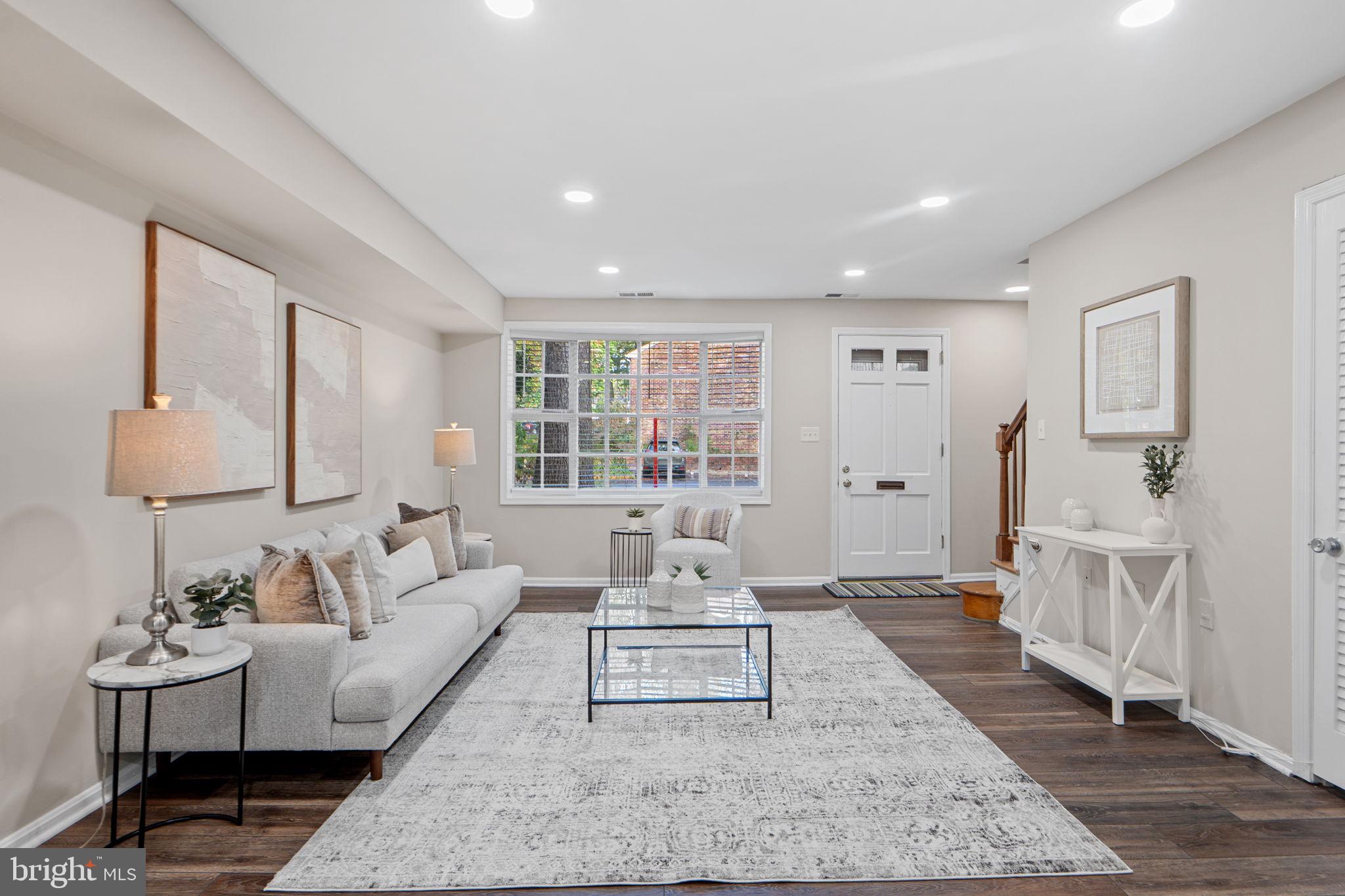 881 AZALEA DRIVE 24-881