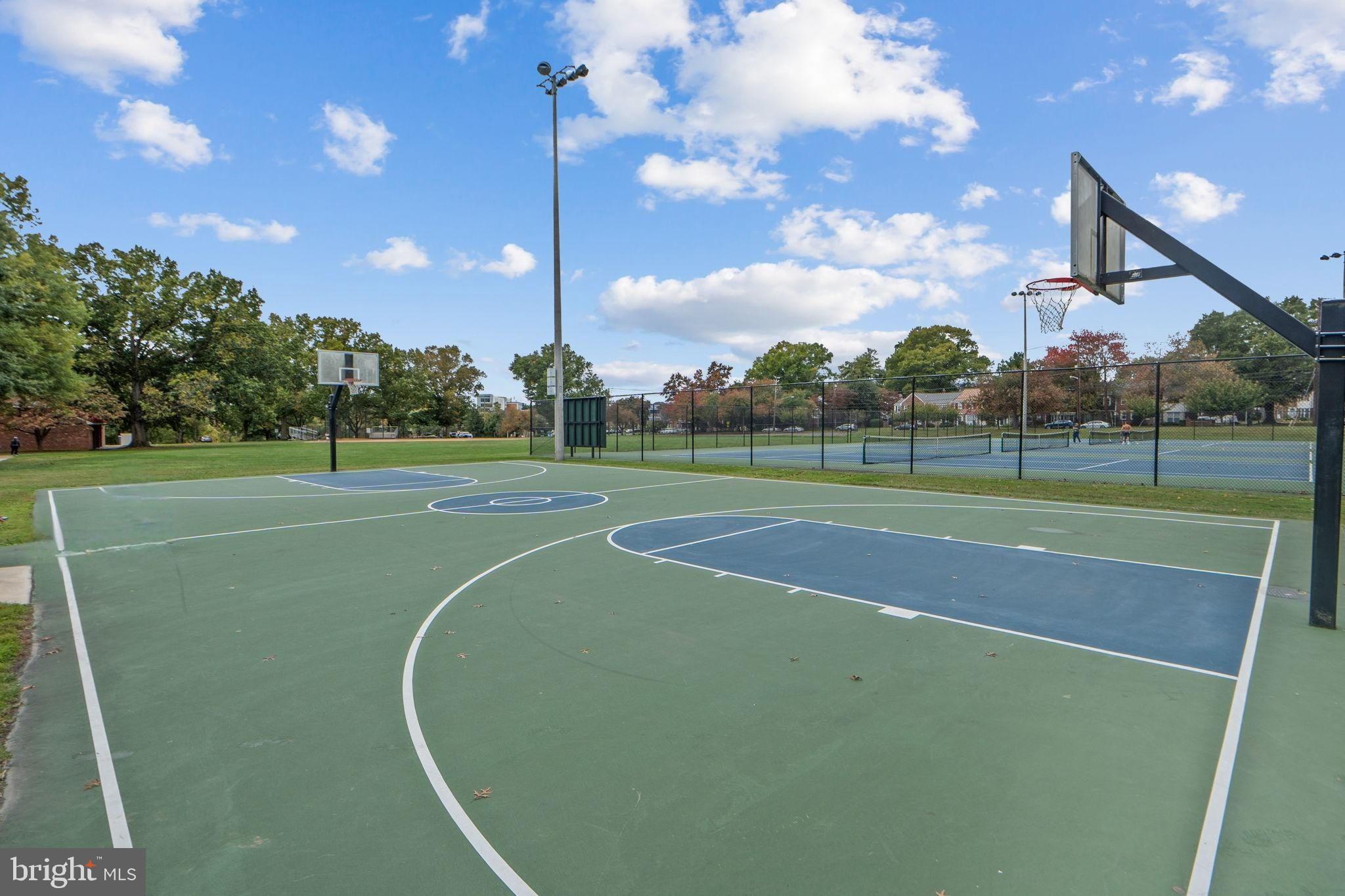 881 AZALEA DRIVE 24-881
