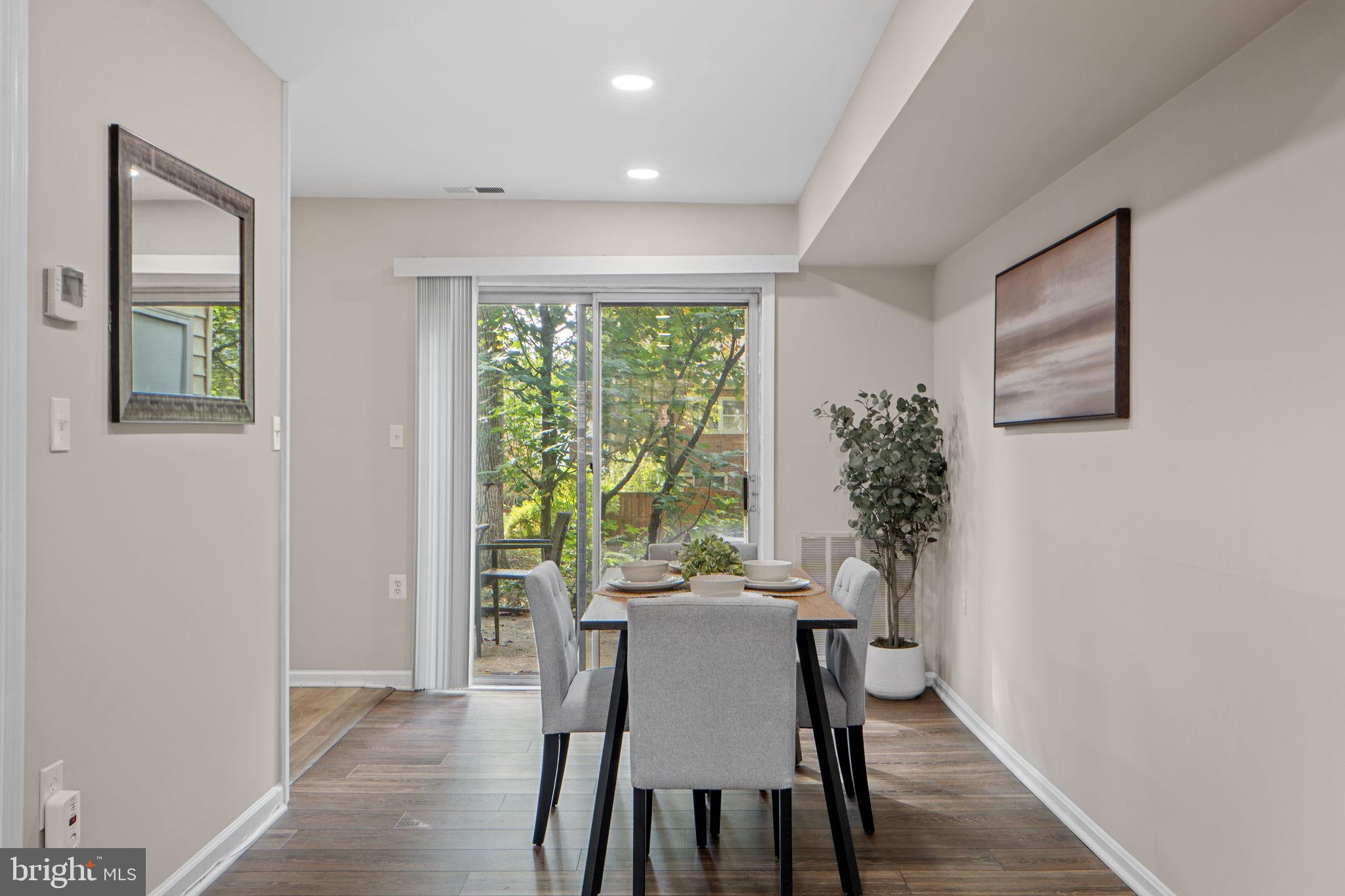 881 AZALEA DRIVE 24-881