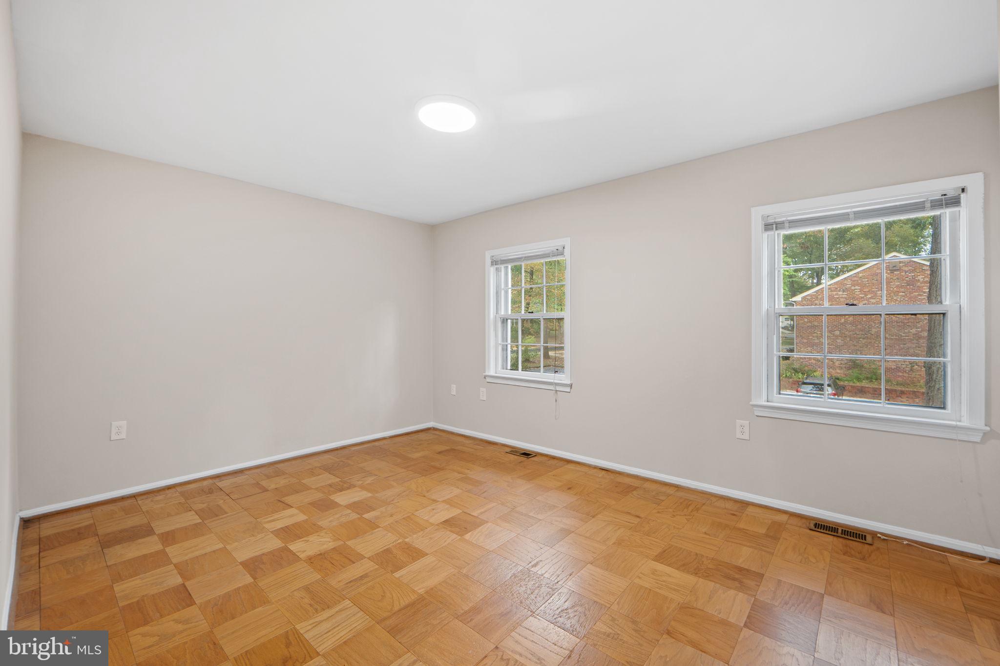 881 AZALEA DRIVE 24-881