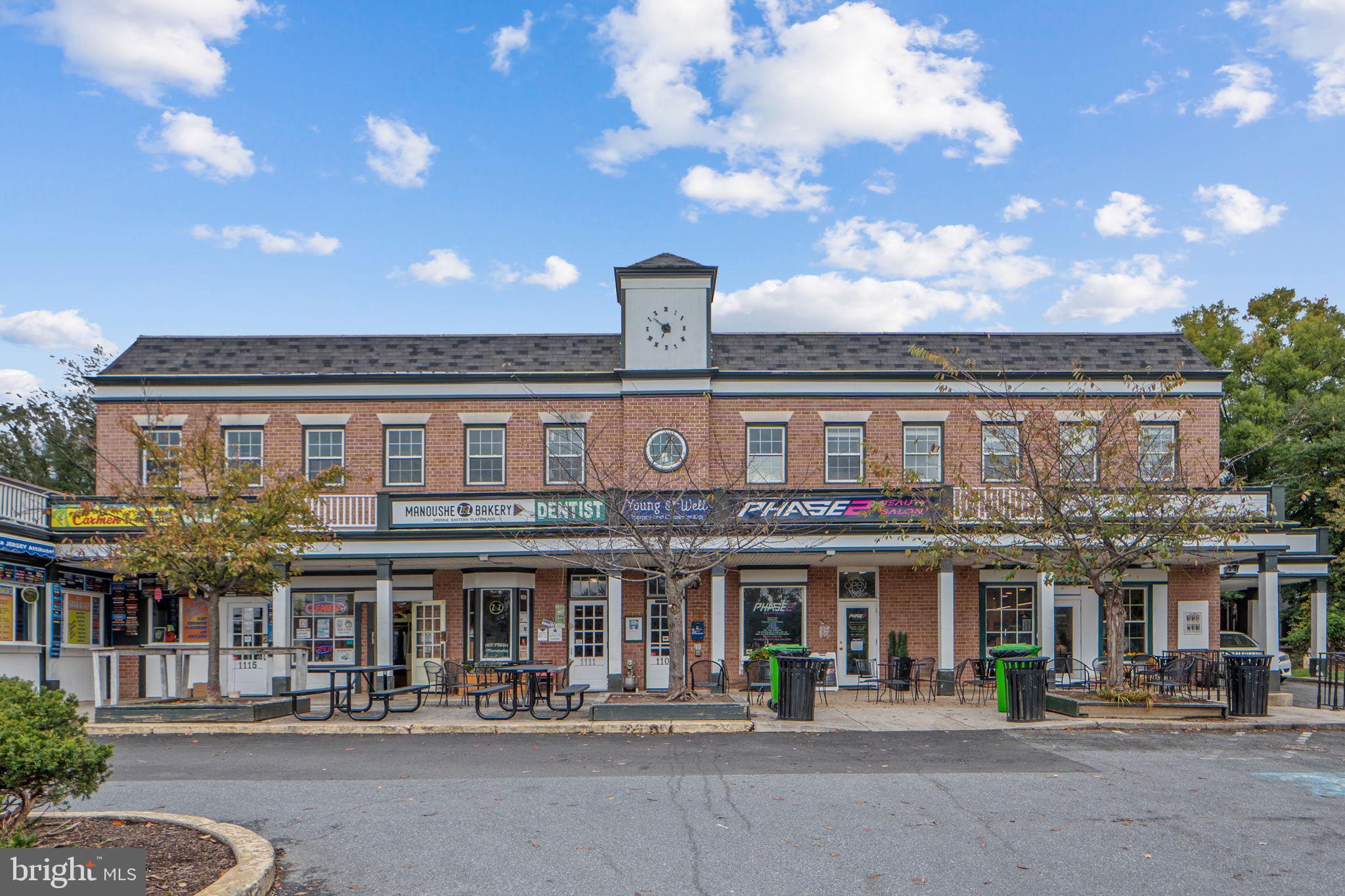 881 AZALEA DRIVE 24-881