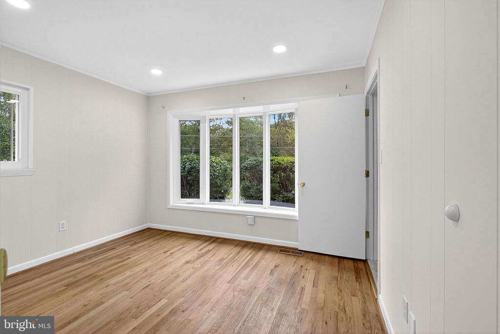 12805 BROADMORE ROAD