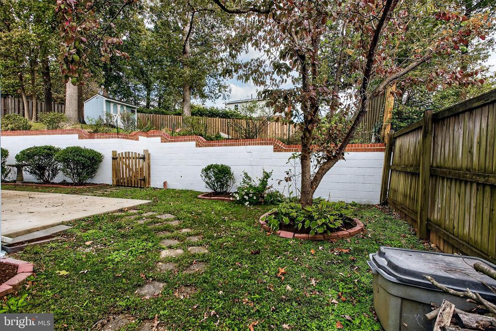 12805 BROADMORE ROAD