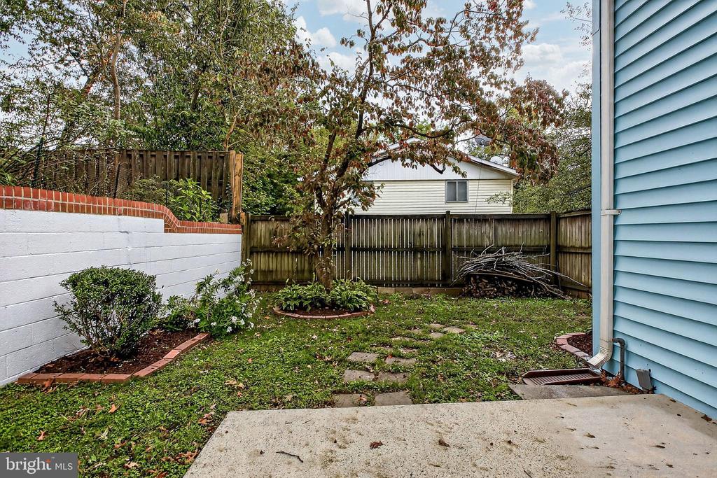 12805 BROADMORE ROAD
