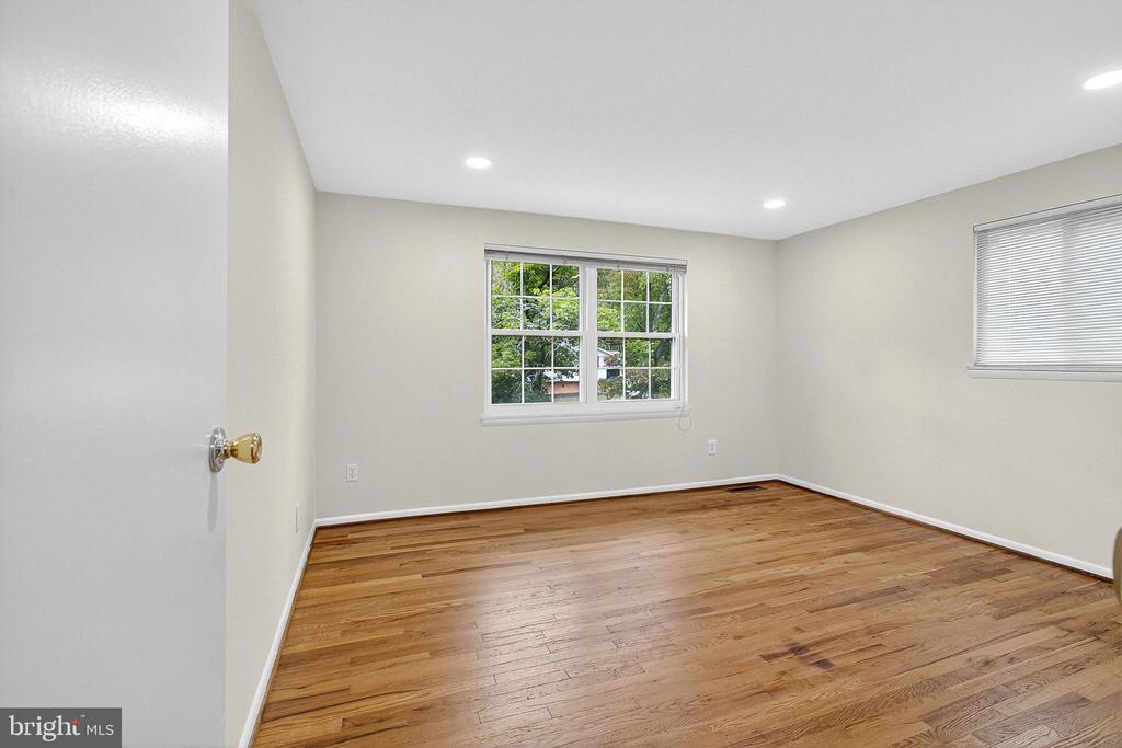 12805 BROADMORE ROAD