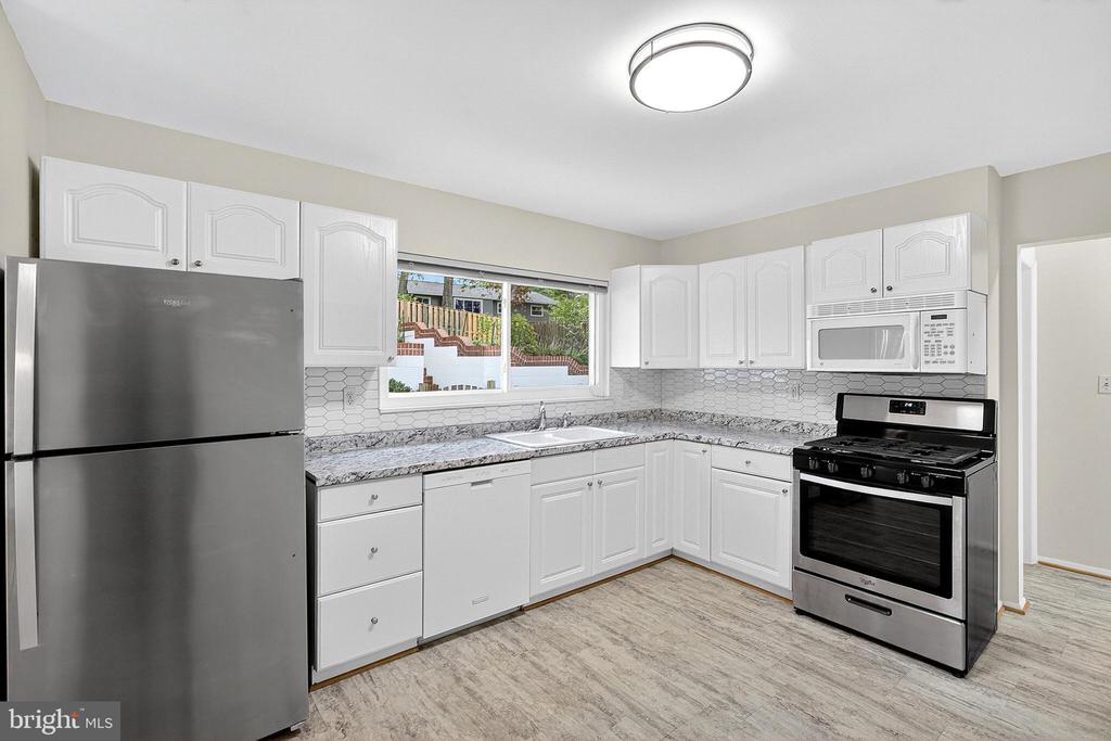 12805 BROADMORE ROAD