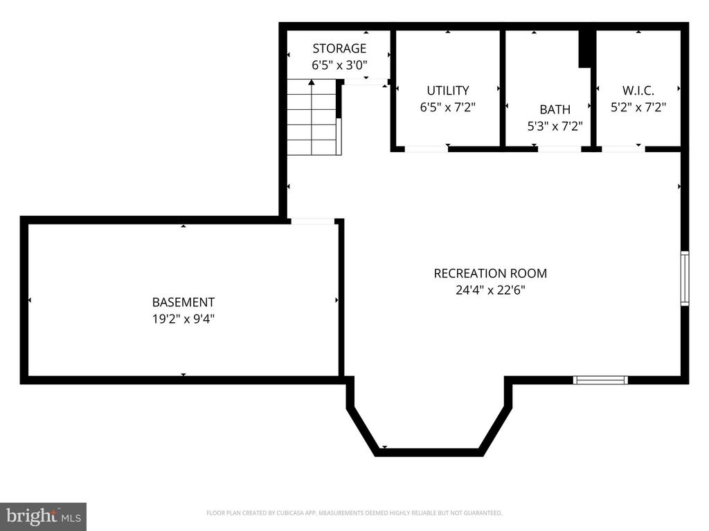 1552 HUGO CIRCLE