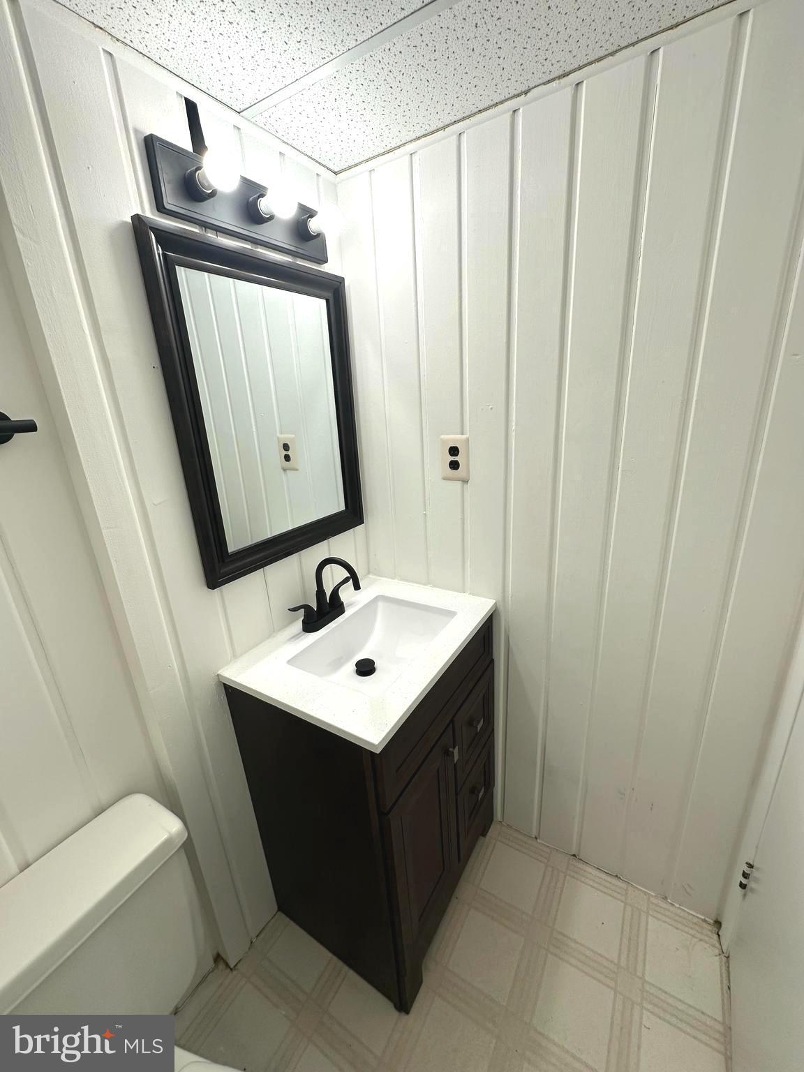 4037 OLNEY LAYTONSVILLE ROAD