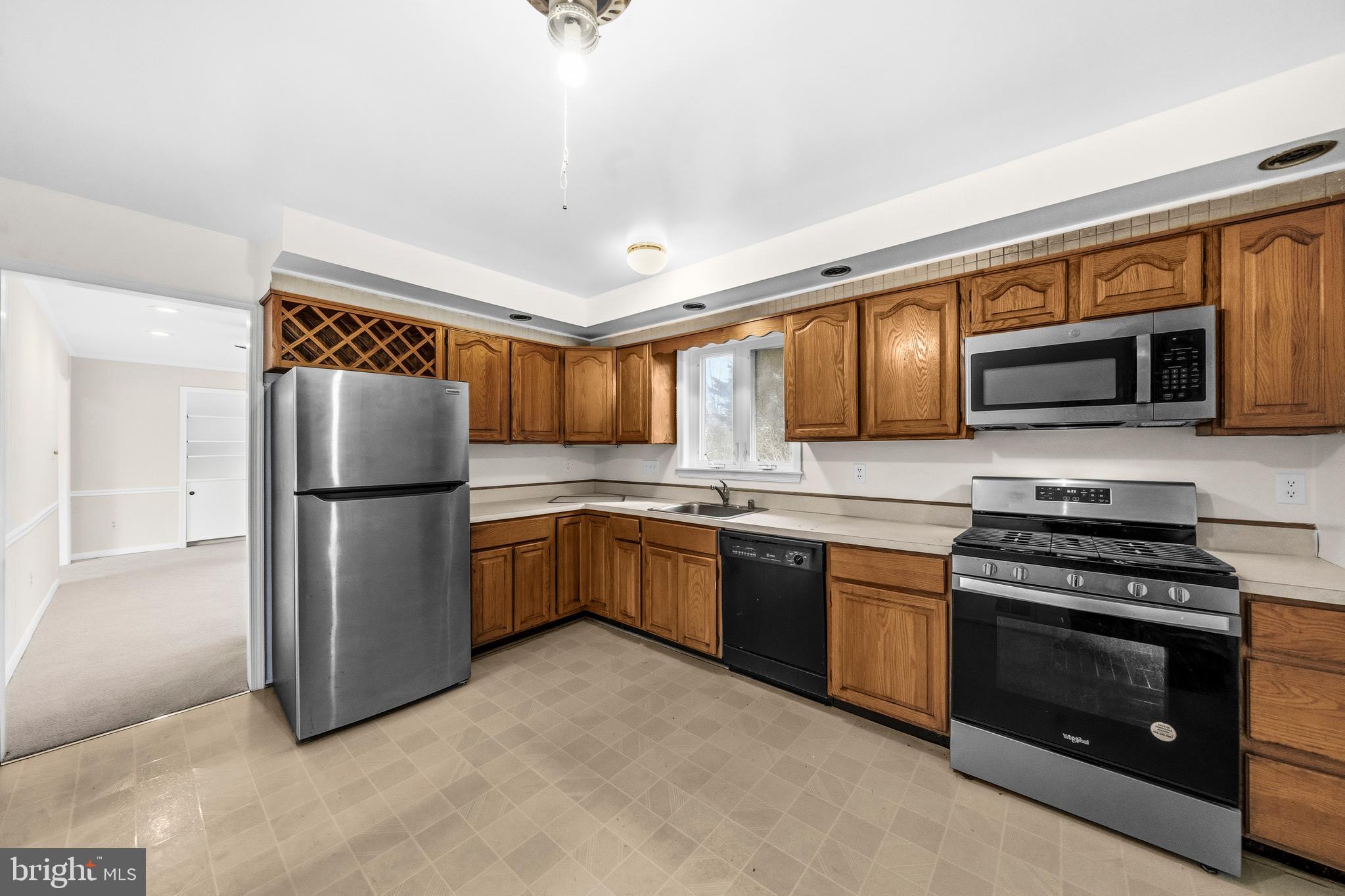 4037 OLNEY LAYTONSVILLE ROAD