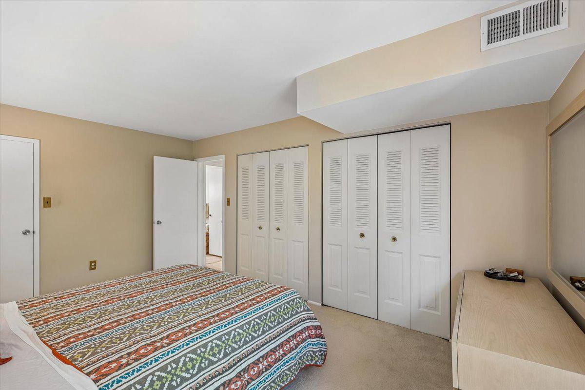 401 CHRISTOPHER AVENUE 33