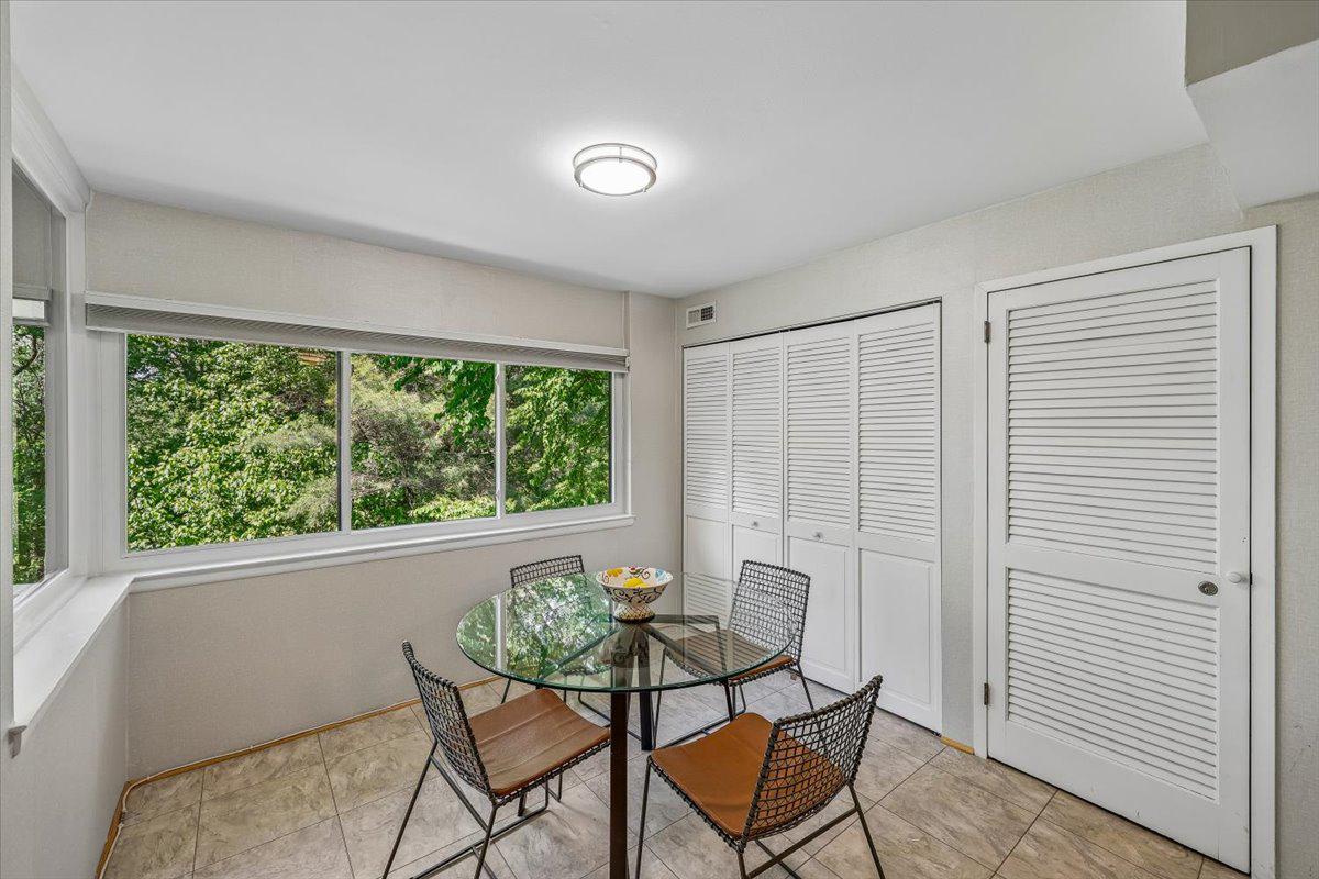 401 CHRISTOPHER AVENUE 33