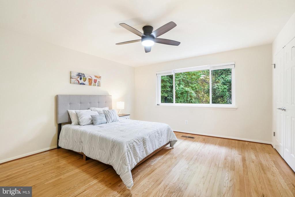 652 KENNEBEC AVENUE Unit: 2