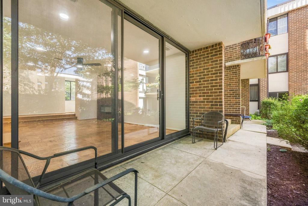 2103 WALSH VIEW TERRACE Unit: 102