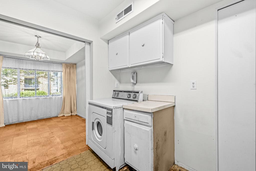 2103 WALSH VIEW TERRACE Unit: 102
