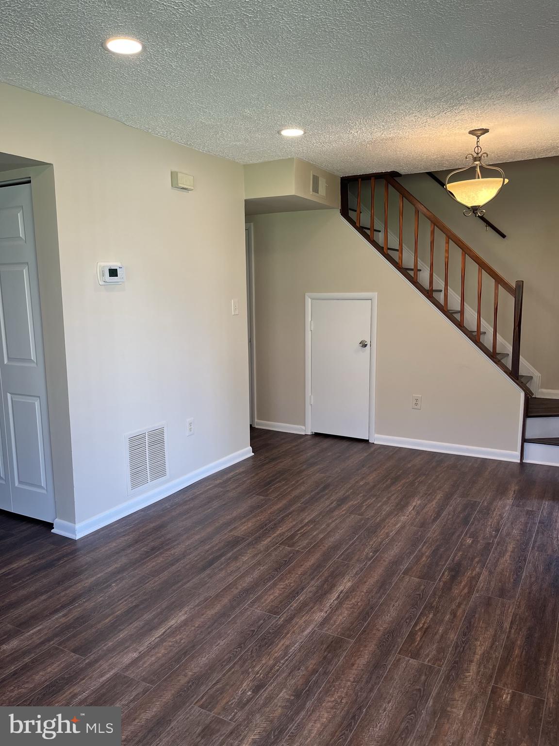 66 CABLE HOLLOW WAY #37-2