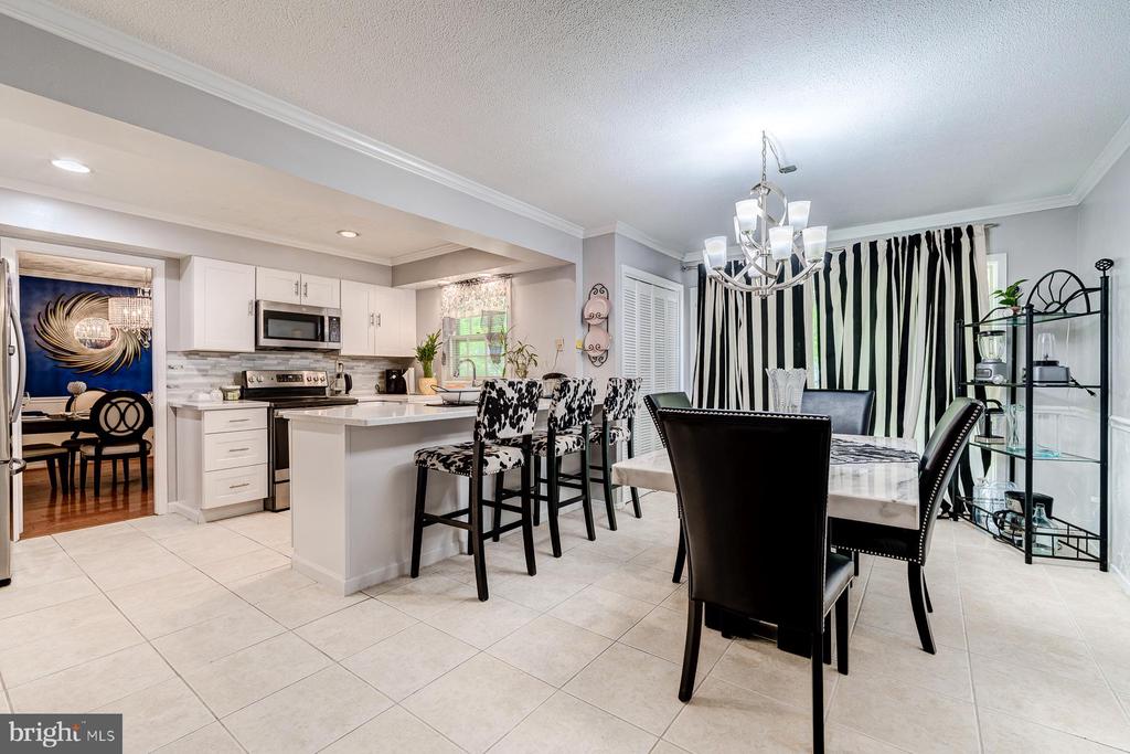 12303 Stafford Ln