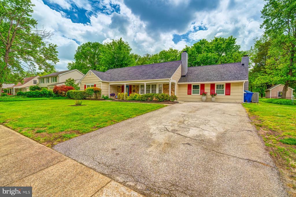 12303 Stafford Ln