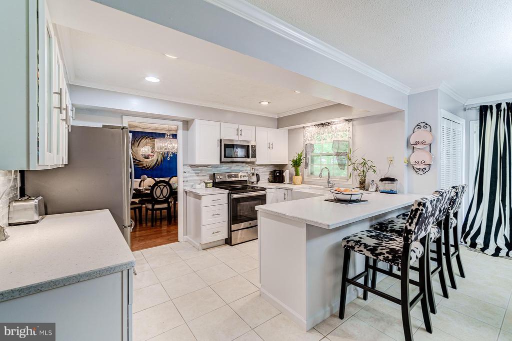 12303 Stafford Ln