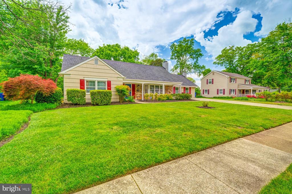12303 Stafford Ln